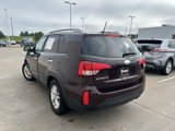Used 2015 Kia Sorento LX image 4