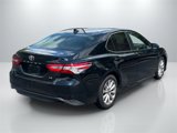 Used 2020 Toyota Camry LE image 4