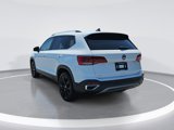 Used 2022 Volkswagen Taos SEL w/ Panoramic Sunroof Package image 5