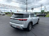Used 2023 Nissan Pathfinder SL image 5