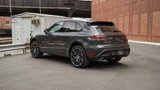 Certified 2024 Porsche Macan image 3