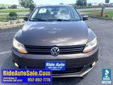 Used 2011 Volkswagen Jetta SEL image 2
