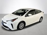 Used 2021 Toyota Prius LE image 2