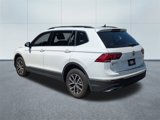 Used 2020 Volkswagen Tiguan SE w/ Panoramic Sunroof Package image 5