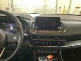 Used 2022 Nissan Rogue S image 5