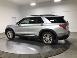 Used 2020 Ford Explorer XLT w/ Equipment Group 202A image 4