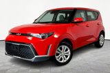 Used 2024 Kia Soul LX image 2