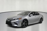 Used 2020 Toyota Camry SE image 3
