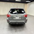Used 2018 Nissan Pathfinder SL image 4