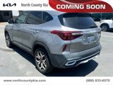 Certified 2022 Kia Seltos SX w/ Sunroof Package image 4