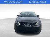 Used 2018 Nissan Rogue Sport S image 2