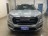 Used 2024 GMC Terrain SLE image 2