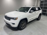 Used 2017 Jeep Grand Cherokee Limited image 3