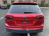 Used 2023 Volkswagen Tiguan SE image 4