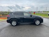 Used 2020 Nissan Rogue SV image 4
