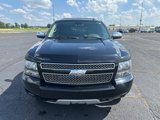 Used 2008 Chevrolet Suburban LT image 2