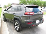 Used 2015 Jeep Cherokee Trailhawk w/ Comfort/Convenience Group image 5