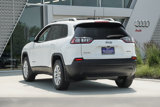 Used 2020 Jeep Cherokee Latitude image 4