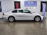 Used 2017 Volkswagen Passat 1.8T SE image 6