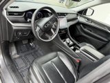 Used 2023 Jeep Grand Cherokee Limited image 2