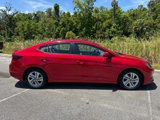 Used 2020 Hyundai Elantra SEL image 2