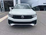 Certified 2023 Volkswagen Tiguan SE R-Line image 2
