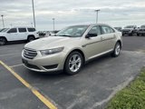 Used 2018 Ford Taurus SE image 2