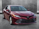 Used 2020 Toyota Camry XLE image 3