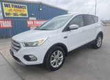 Used 2017 Ford Escape SE image 2