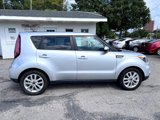 Used 2019 Kia Soul + image 4