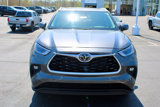 Used 2023 Toyota Highlander XLE image 3