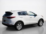 Used 2018 Kia Sportage LX image 3