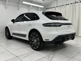 Certified 2023 Porsche Macan Turbo image 3