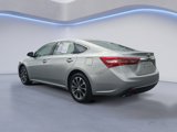 Used 2018 Toyota Avalon XLE Premium image 4