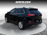 Used 2017 Jeep Cherokee Limited image 4