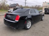 Used 2018 Chrysler 300 Touring L image 5