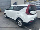 Certified 2022 Kia Soul LX w/ Technology Package image 3