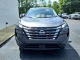 Used 2024 Nissan Rogue SV image 2