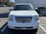Used 2014 GMC Yukon XL Denali image 2