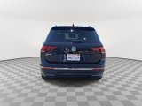 Used 2020 Volkswagen Tiguan SE w/ Panoramic Sunroof Package image 6