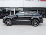 Certified 2025 Porsche Macan Turbo image 2