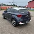 Used 2022 Hyundai Venue Limited image 3