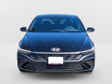 Used 2025 Hyundai Elantra Sport image 2