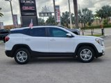 Used 2022 GMC Terrain SLE w/ Driver Convenience Package image 4