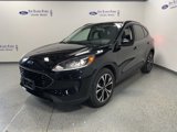 Used 2022 Ford Escape SE w/ SE Sport Appearance Package image 3