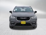 New 2025 Chrysler Pacifica Select image 2