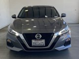 Used 2022 Nissan Altima 2.5 SV w/ SV Premium Package image 2