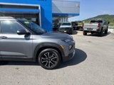 Used 2022 Chevrolet TrailBlazer LT image 2