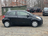 Used 2009 Toyota Yaris 2-Door Hatchback image 2