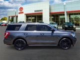 Used 2020 Ford Expedition XLT image 3